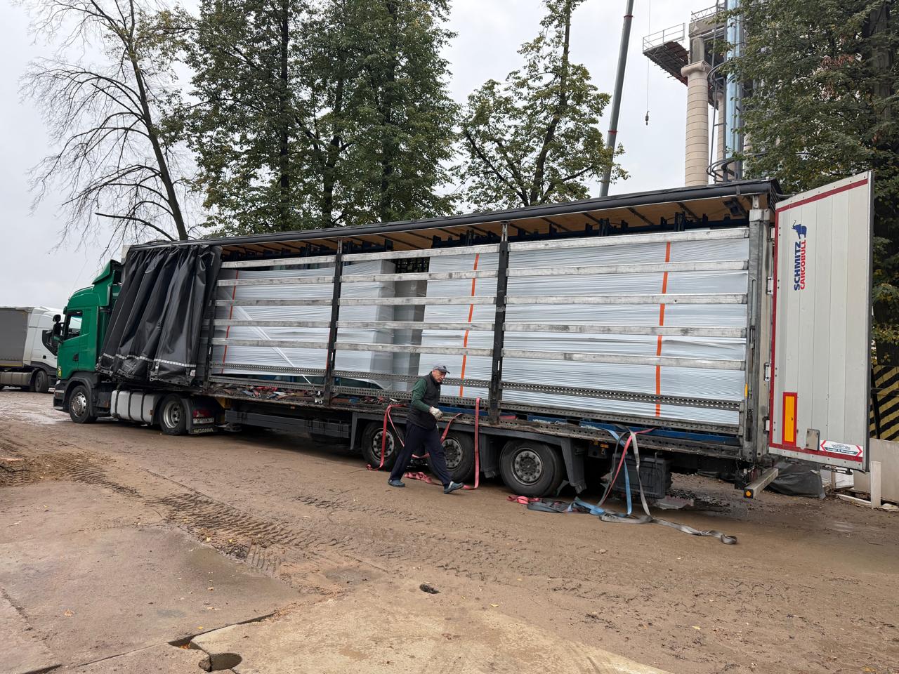 Large-format glass unit transport 1